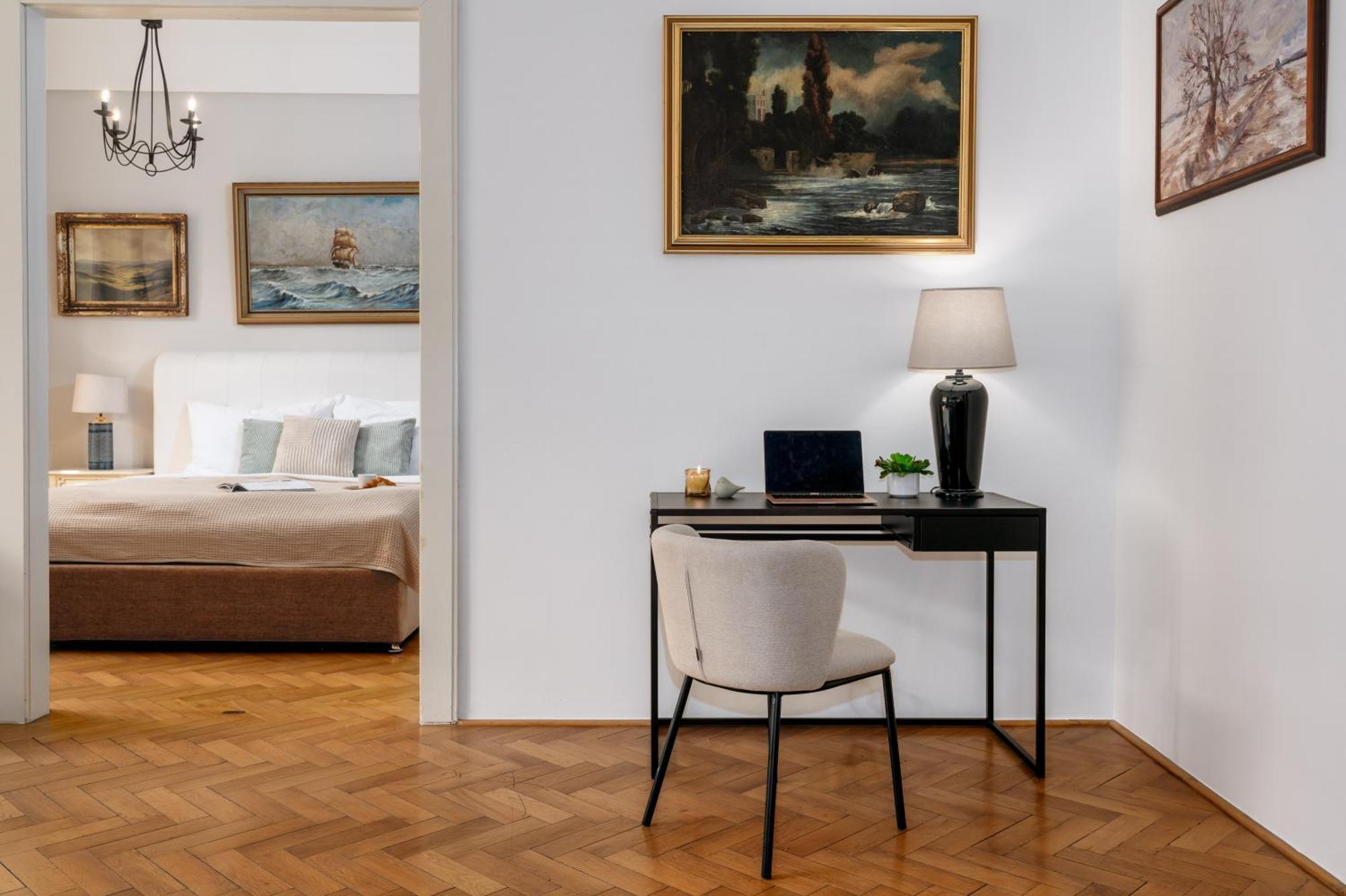 Days - Charming 1bdr - Old Town - Workspace Appartamento *